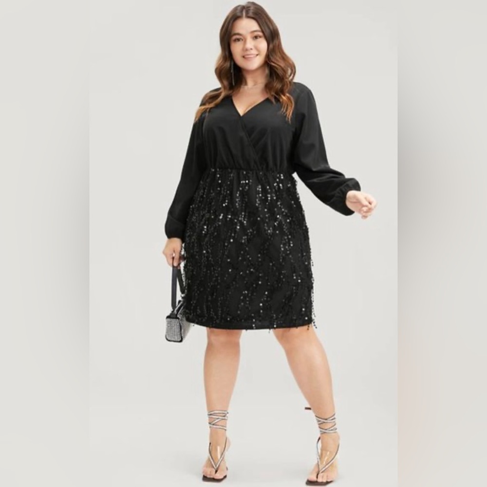🎁BloomChic Black Long Sleeve Sparkle Dress🎁